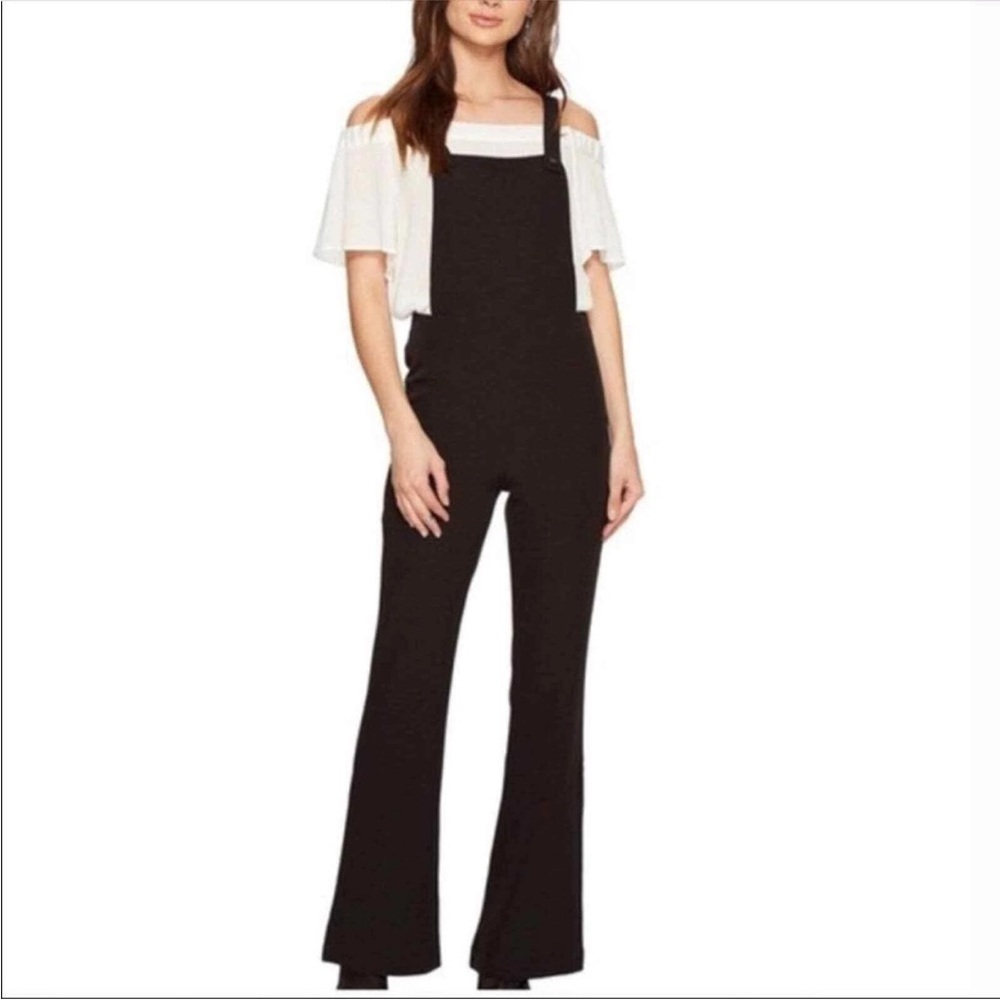 Romeo & Juliet Couture Black Wide-Leg Jumpsuit Overalls